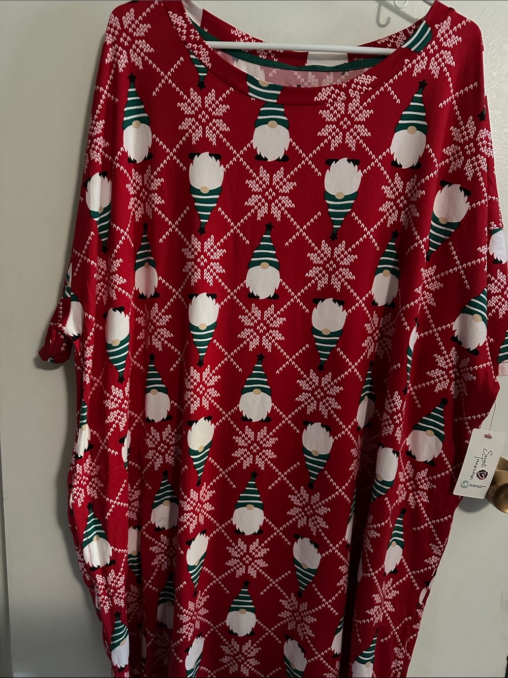 Red Gnome Print Holiday sleep shirt